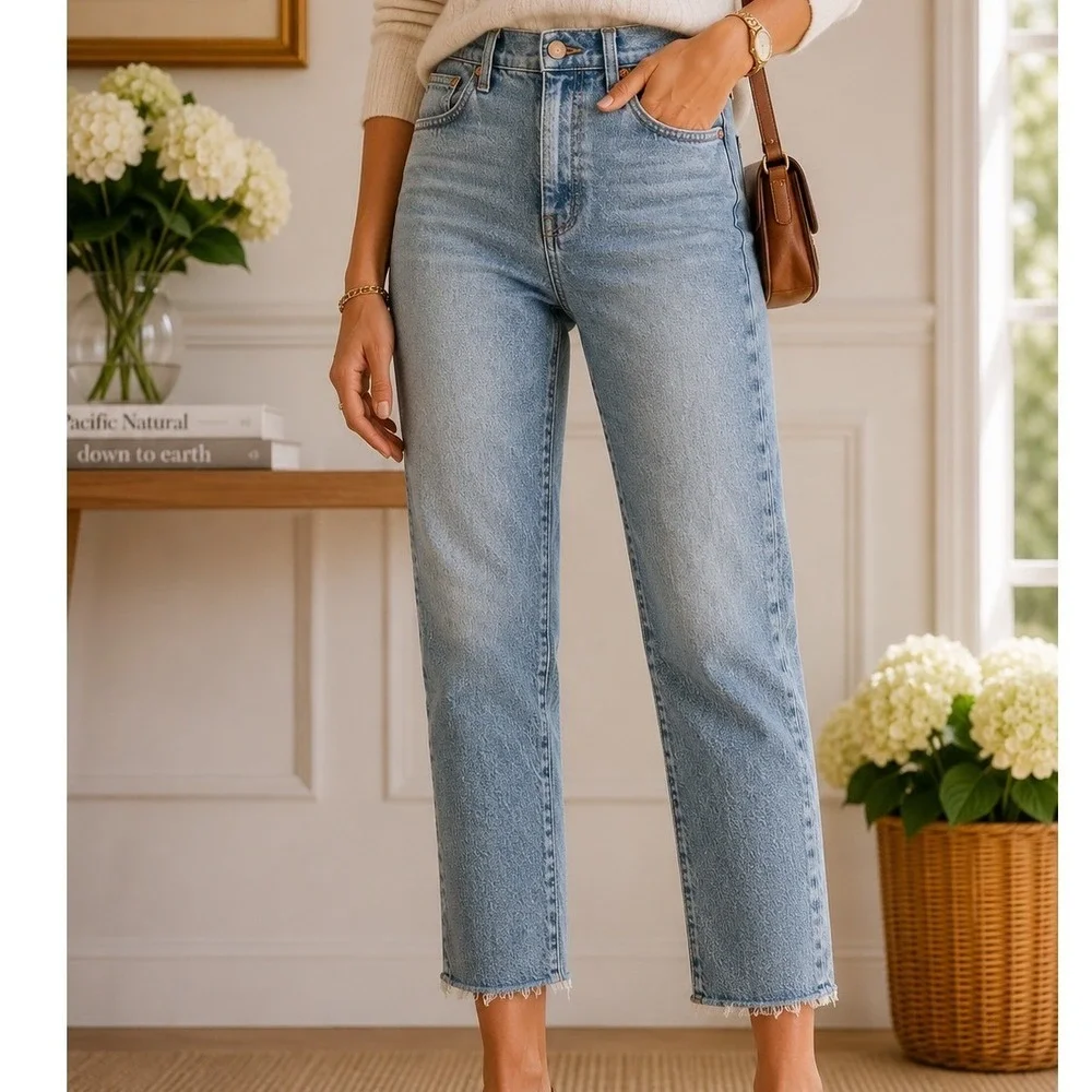 Madewell Classic Straight Jean High Rise Crop Light Wash Raw Hem Womens Size 26 - Picture 1 of 14